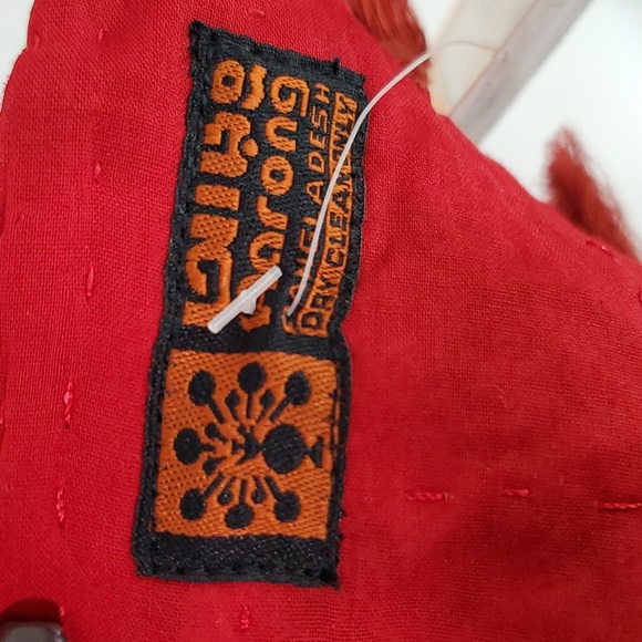 Aarong Hand Embroidered Silk Large Lined Scarf Shawl NWT Art to Wear - Picture 8 of 9